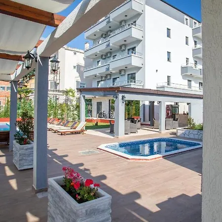 Bevilacqua Apartment Budva