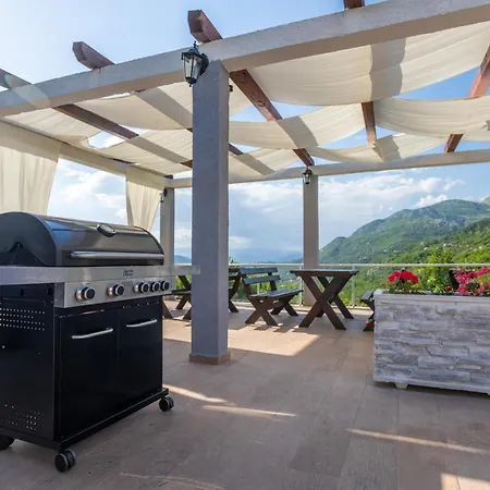 Bevilacqua Apartment Budva